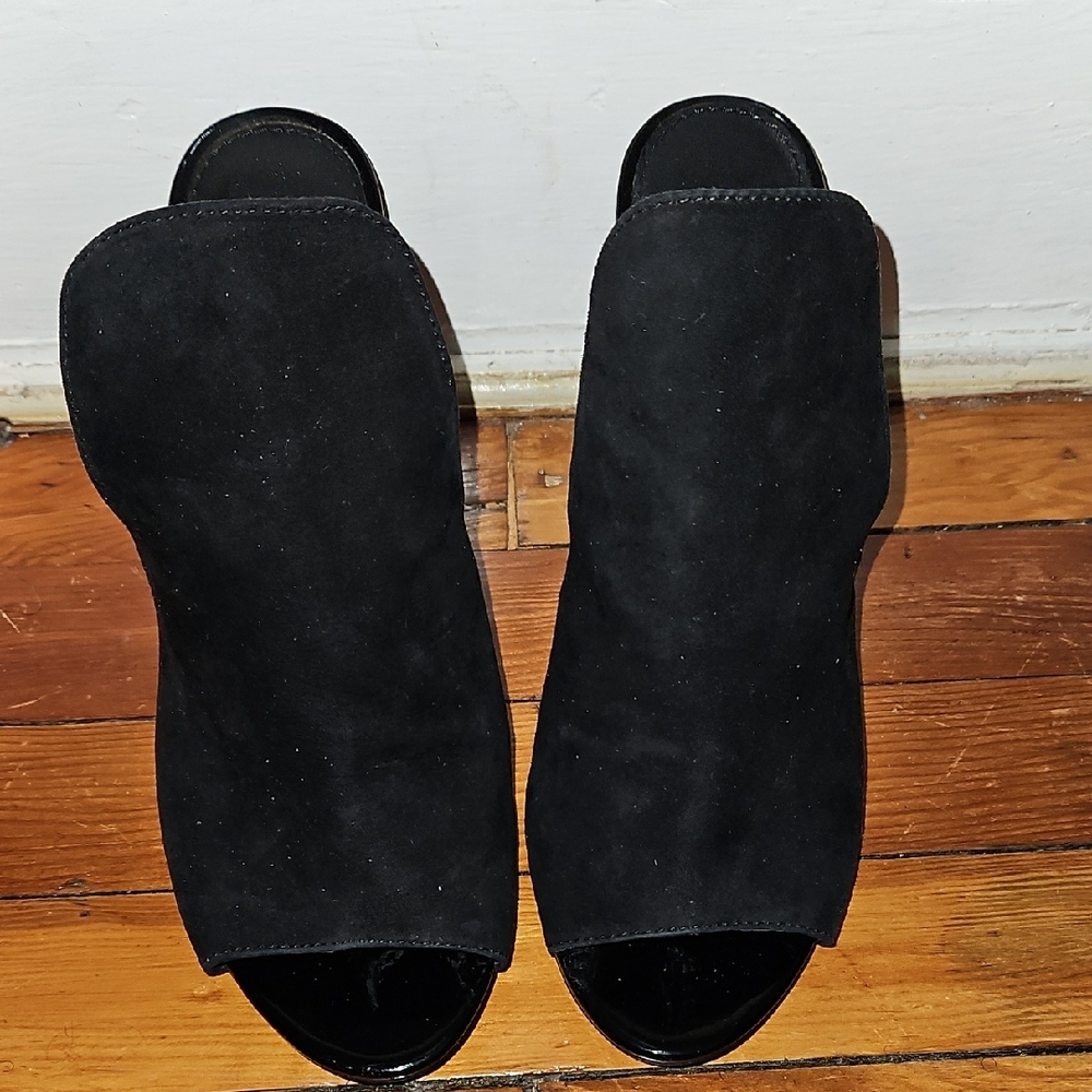 Steve Madden Black Heels Elegant and Versatile